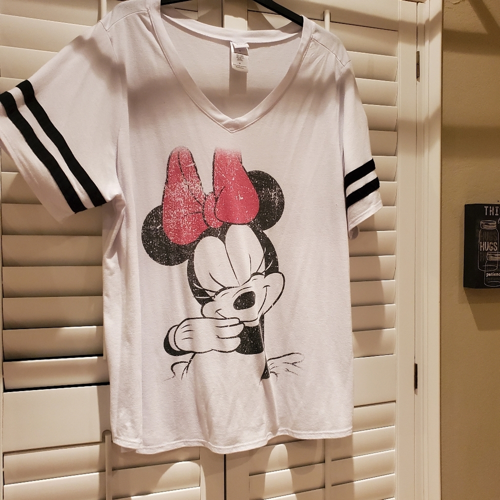 Minnie mouse tee